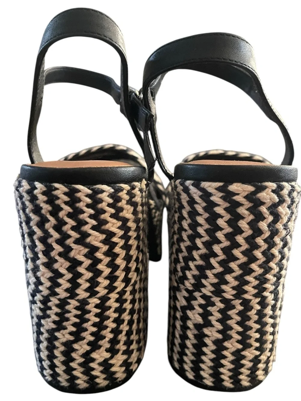 Universal Thread India Platform Heels black & white woven zigzag boho chic 9